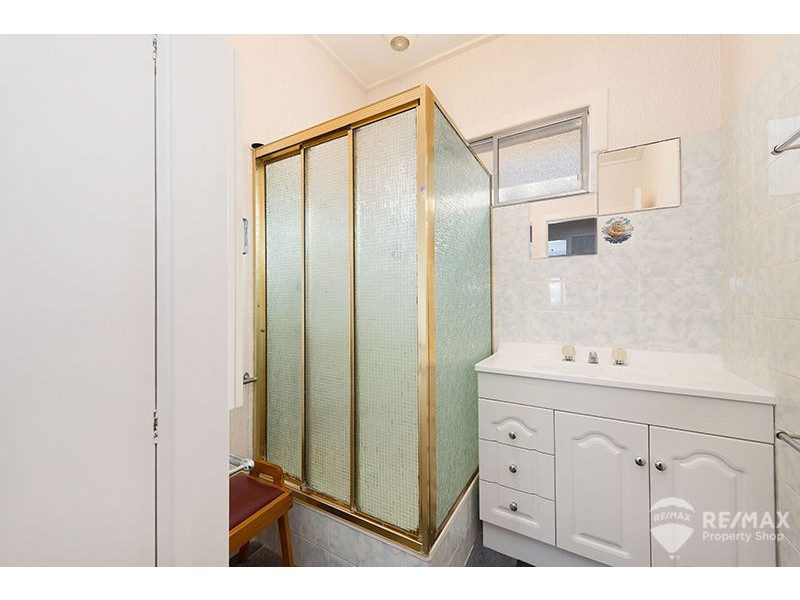 11 Kenbarry Street, Brighton QLD 4017