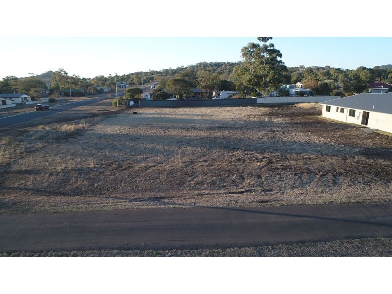 23 George Street, Kingsthorpe QLD 4400