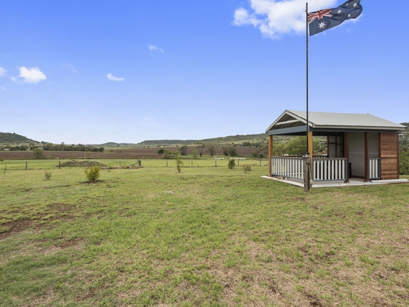 6 Massey Street, Kingsthorpe QLD 4400