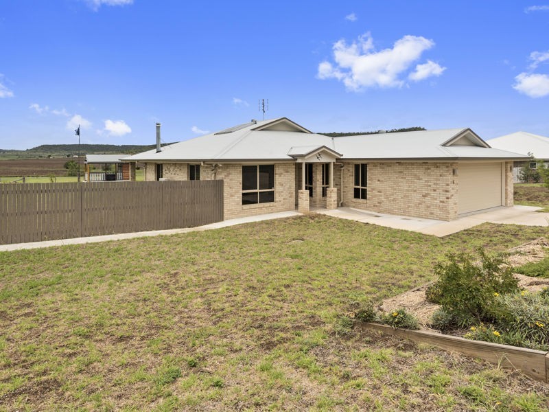 6 Massey Street, Kingsthorpe QLD 4400