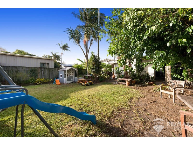 46 Connaught Street, Sandgate QLD 4017