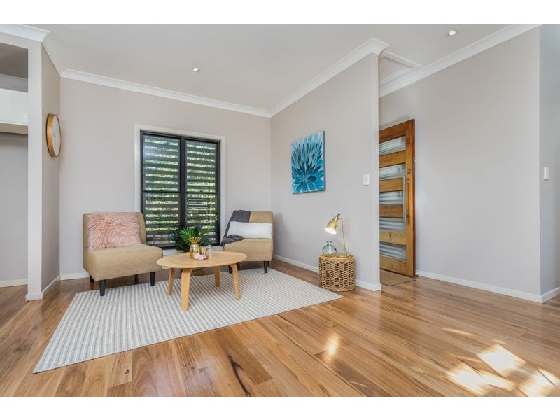 30 Thirteenth Avenue, Brighton QLD 4017