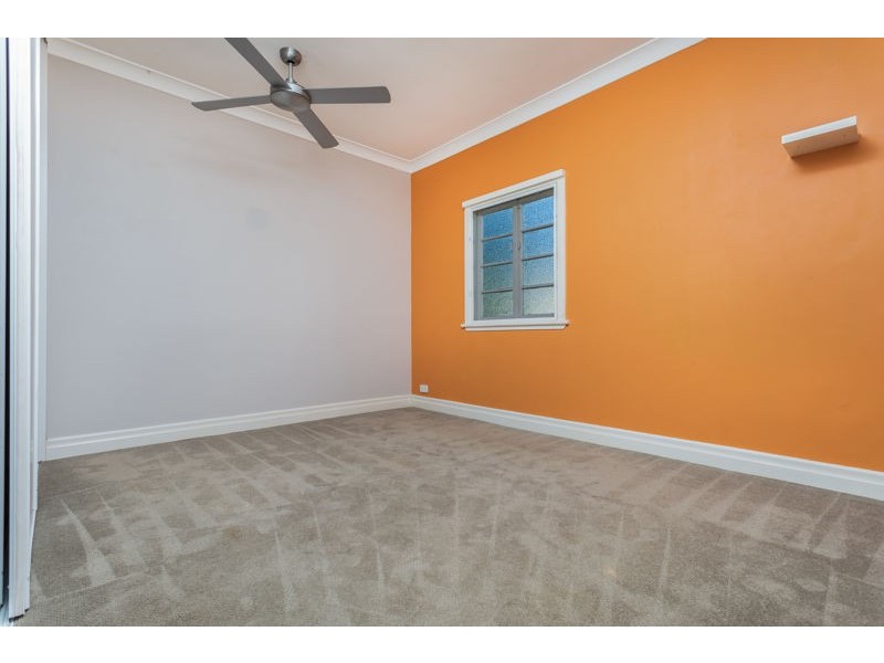 30 Thirteenth Avenue, Brighton QLD 4017