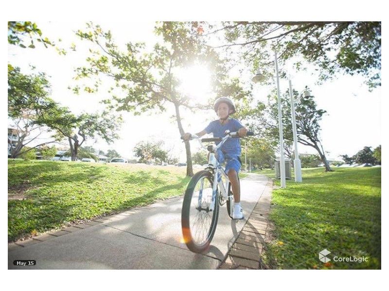 8 Robbins Lane, Fitzgibbon QLD 4018