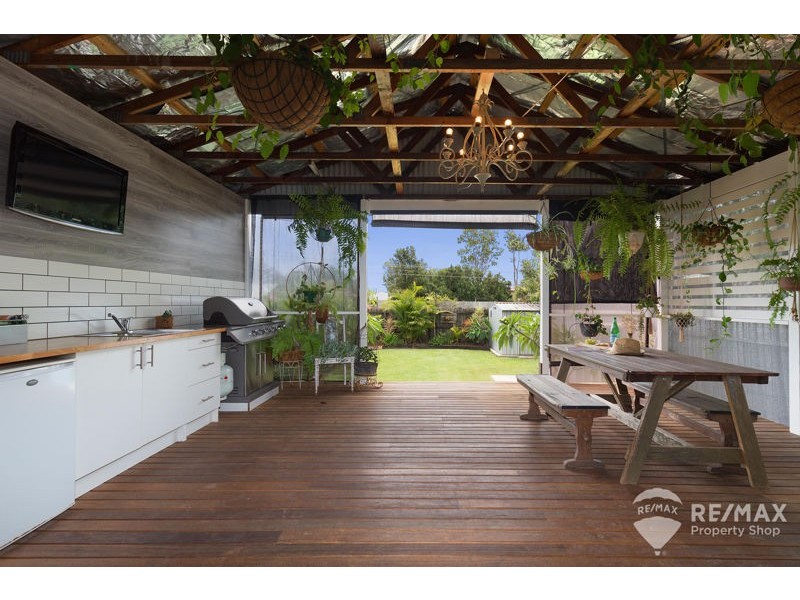 24 Albury Street, Deagon QLD 4017