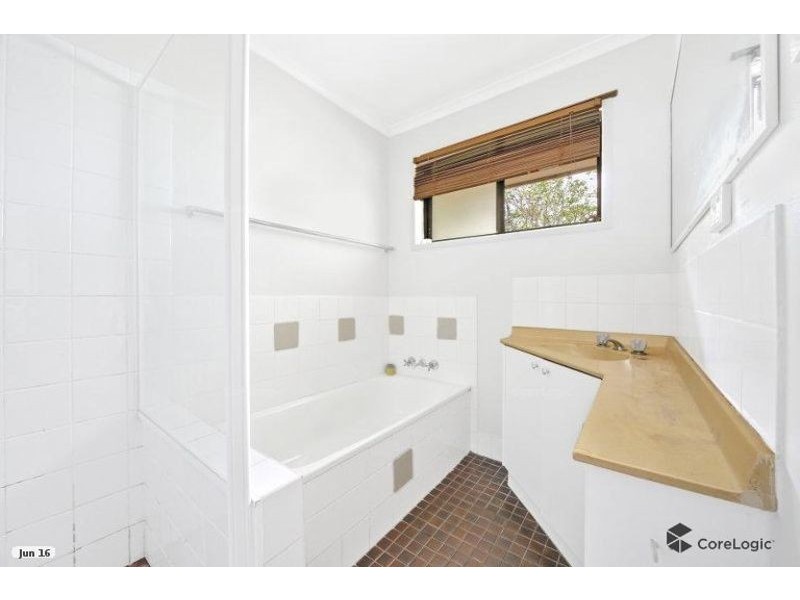 34 Beeville Road, Petrie QLD 4502