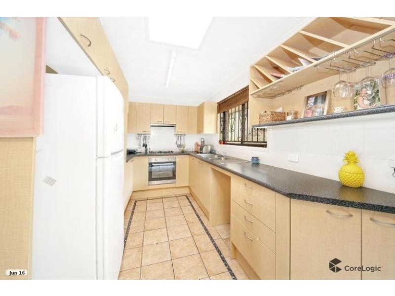 34 Beeville Road, Petrie QLD 4502
