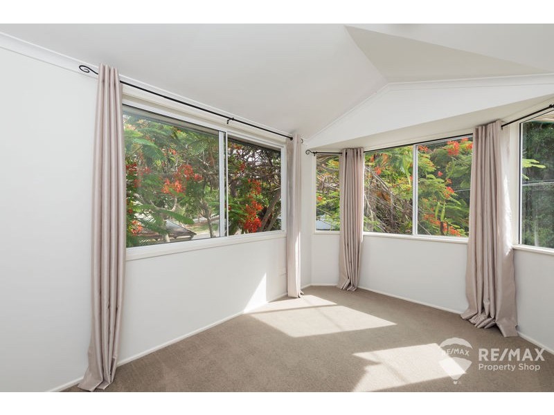 92 Griffith Street, Sandgate QLD 4017