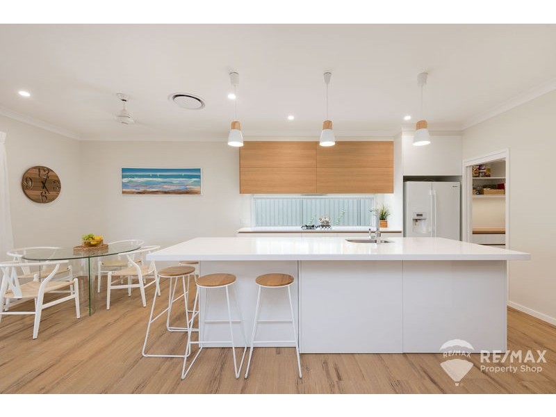 8 Joyceland Street, Brighton QLD 4017