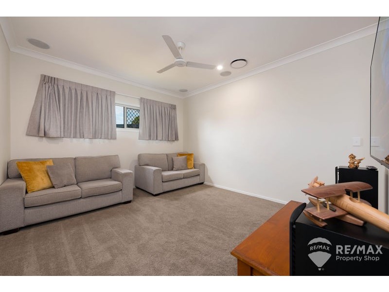 8 Joyceland Street, Brighton QLD 4017