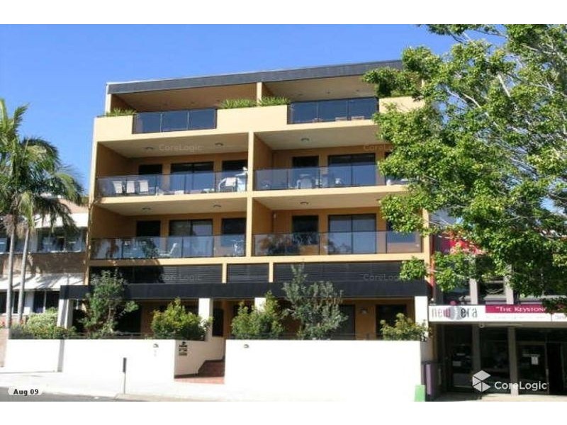 1/66 Loudon Street, Sandgate QLD 4017