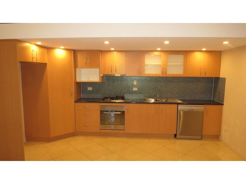 1/66 Loudon Street, Sandgate QLD 4017