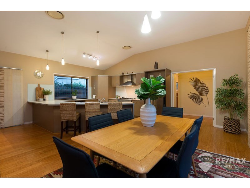 23 Cremorne Place, Brighton QLD 4017