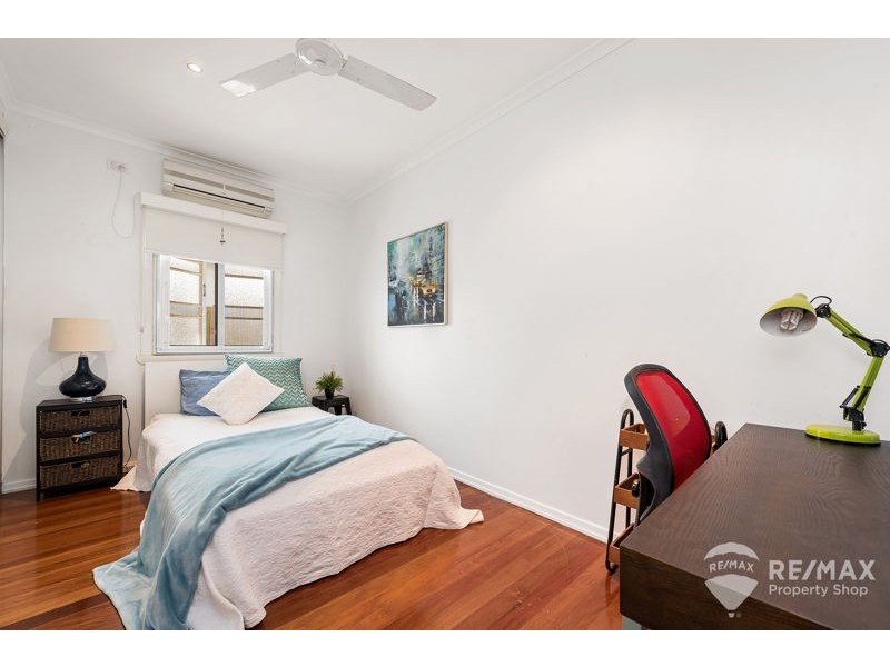 18 Griffith Street, Sandgate QLD 4017