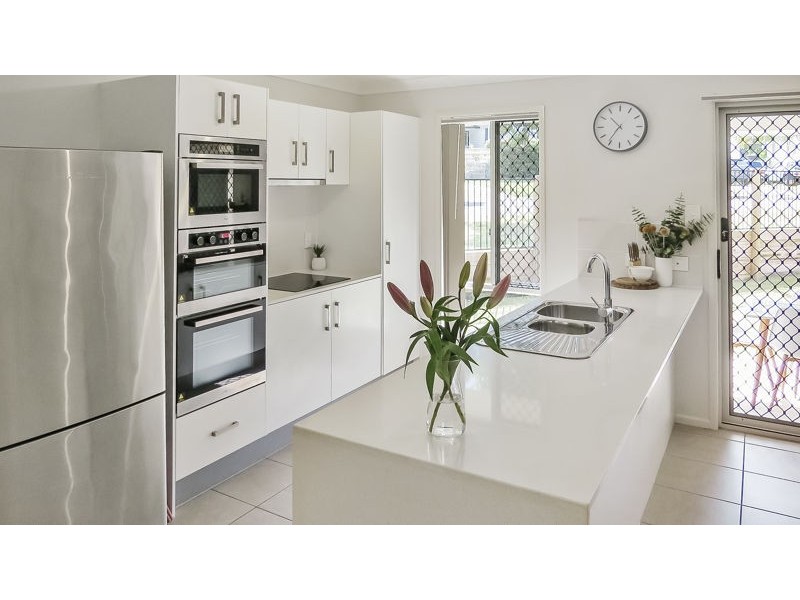 77 High Street, Brighton QLD 4017