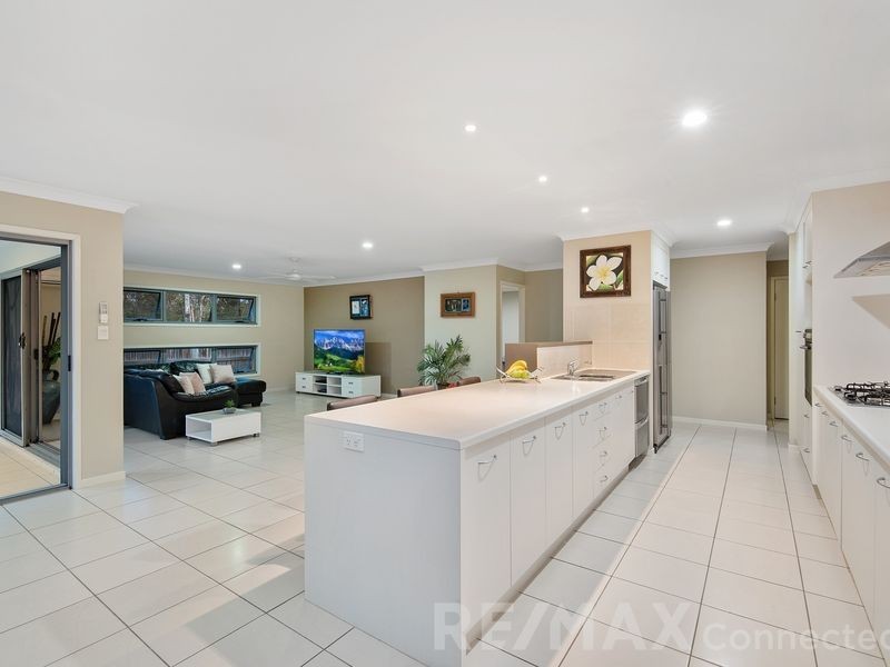 80 Wedgetail Circuit, Narangba QLD 4504