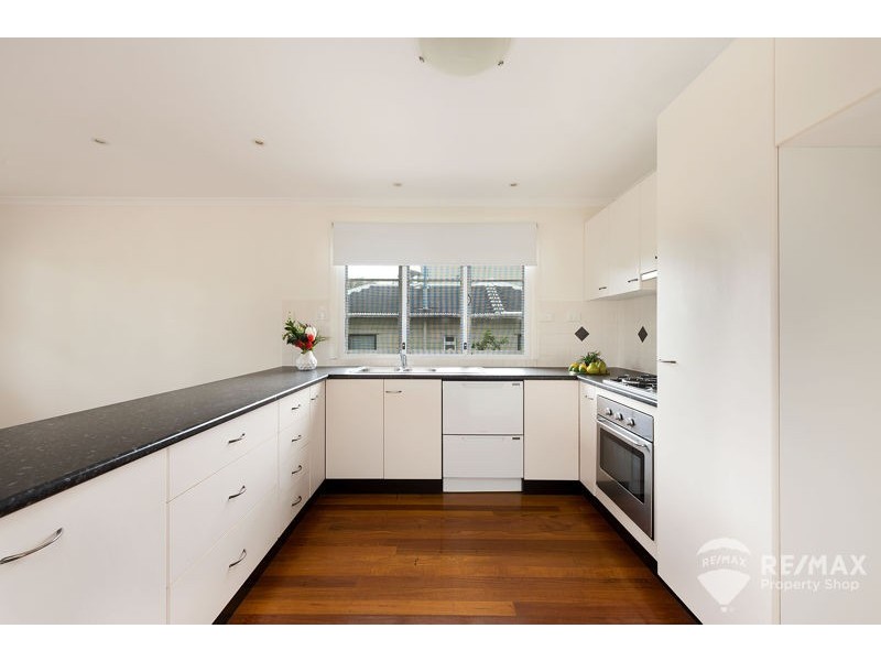 23 Barton Street, Sandgate QLD 4017