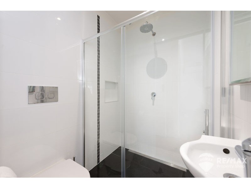 56 Lascelles Street, Brighton QLD 4017