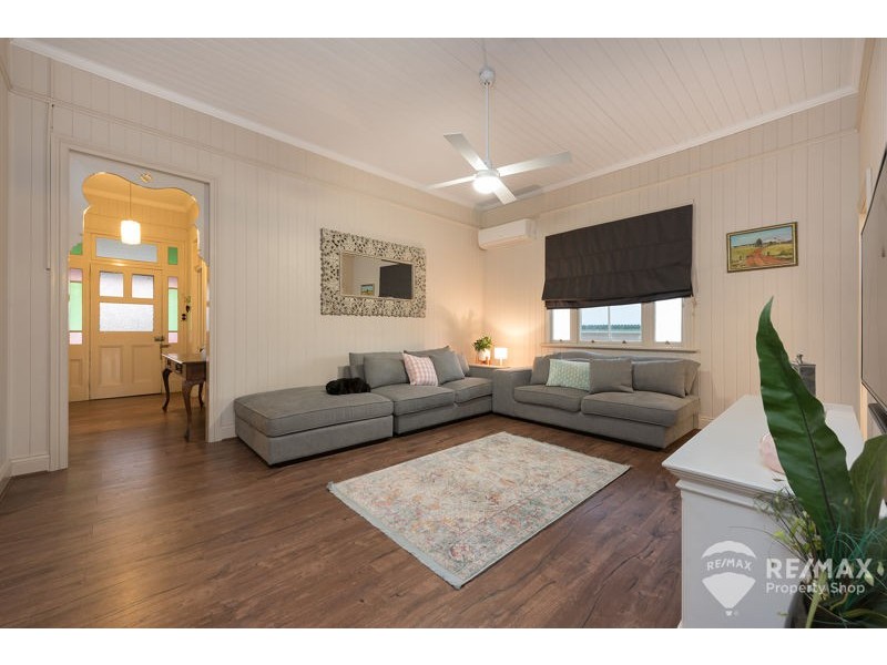 77 Blackwood Road, Deagon QLD 4017