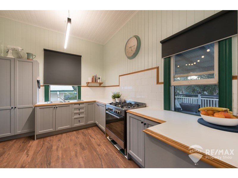 77 Blackwood Road, Deagon QLD 4017