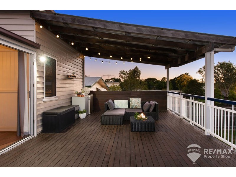 77 Blackwood Road, Deagon QLD 4017