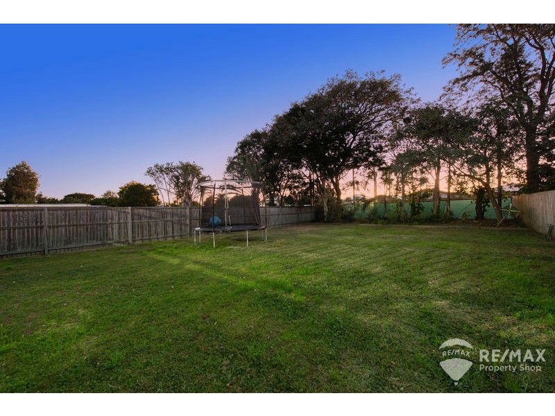 77 Blackwood Road, Deagon QLD 4017