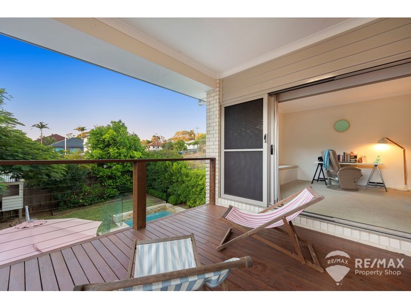 111 Alexandra Street, Sandgate QLD 4017
