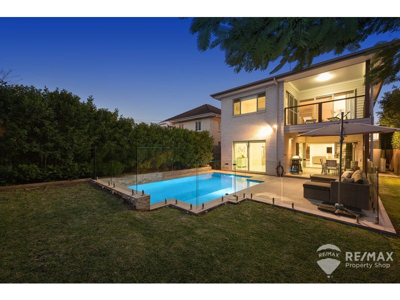 111 Alexandra Street, Sandgate QLD 4017
