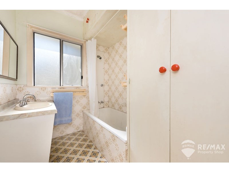 55 Douglas Street, Brighton QLD 4017