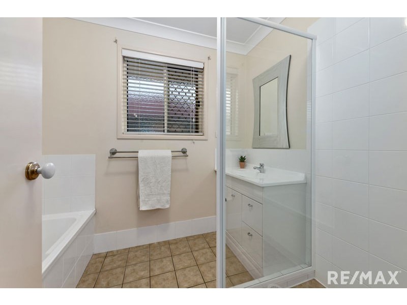 4 Cunningham Court, North Lakes QLD 4509