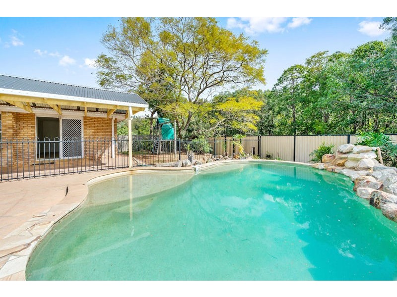 2 Waterbrook Court, Bracken Ridge QLD 4017
