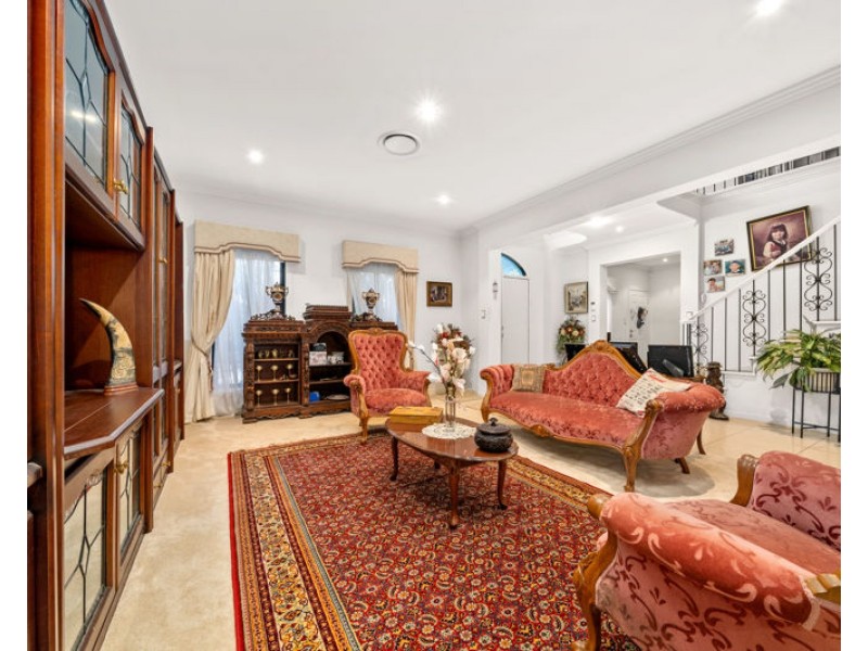 8 CHESTERTON CT, North Lakes QLD 4509