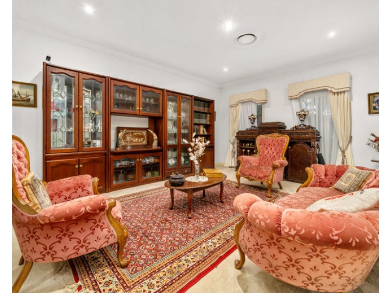 8 CHESTERTON CT, North Lakes QLD 4509