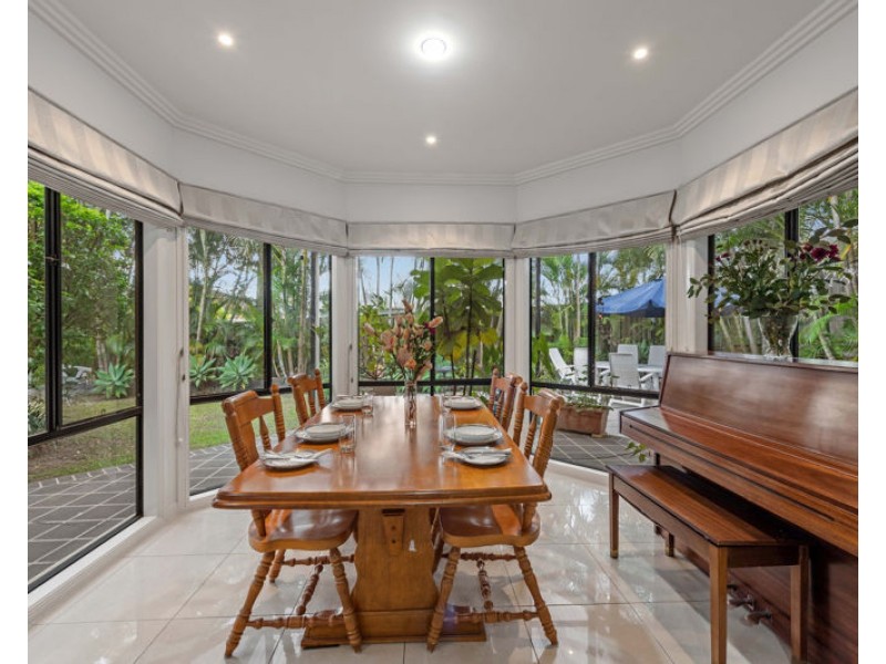8 CHESTERTON CT, North Lakes QLD 4509