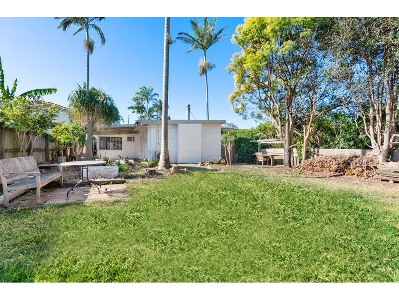 46 Connaught Street, Sandgate QLD 4017