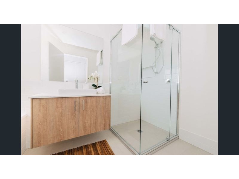 10/100 Spitfire Avenue, Strathpine QLD 4500