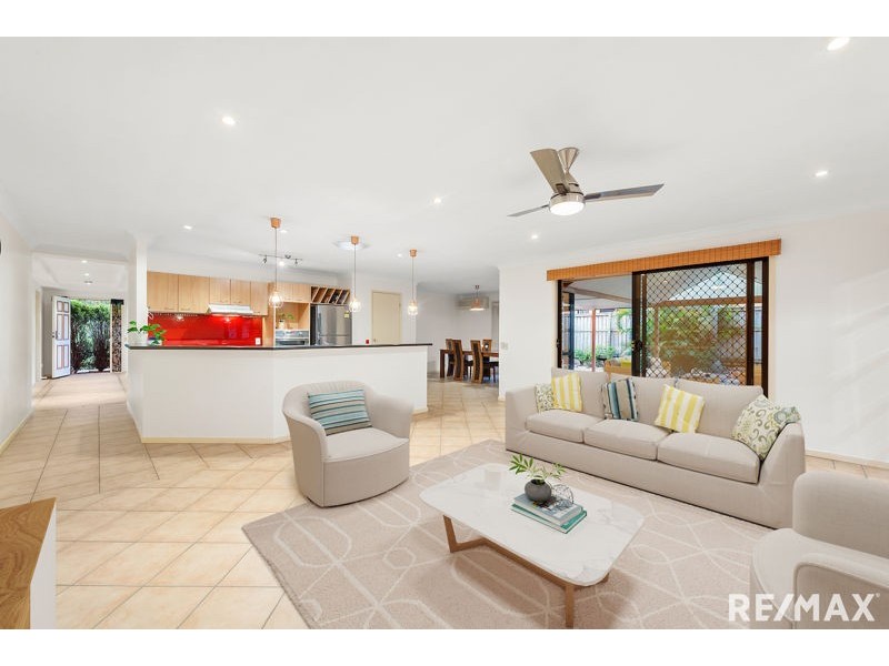 10 Sefton Court, North Lakes QLD 4509