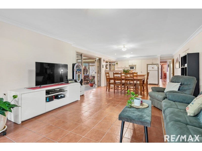 19 Campion Drive, North Lakes QLD 4509