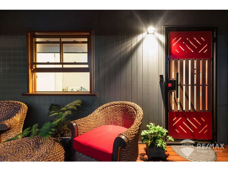 26 Kate Street, Shorncliffe QLD 4017