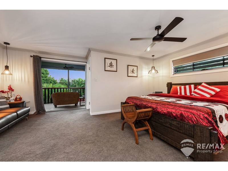 26 Kate Street, Shorncliffe QLD 4017