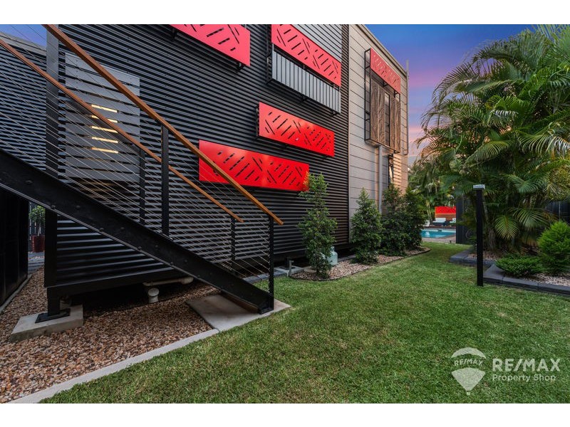 26 Kate Street, Shorncliffe QLD 4017