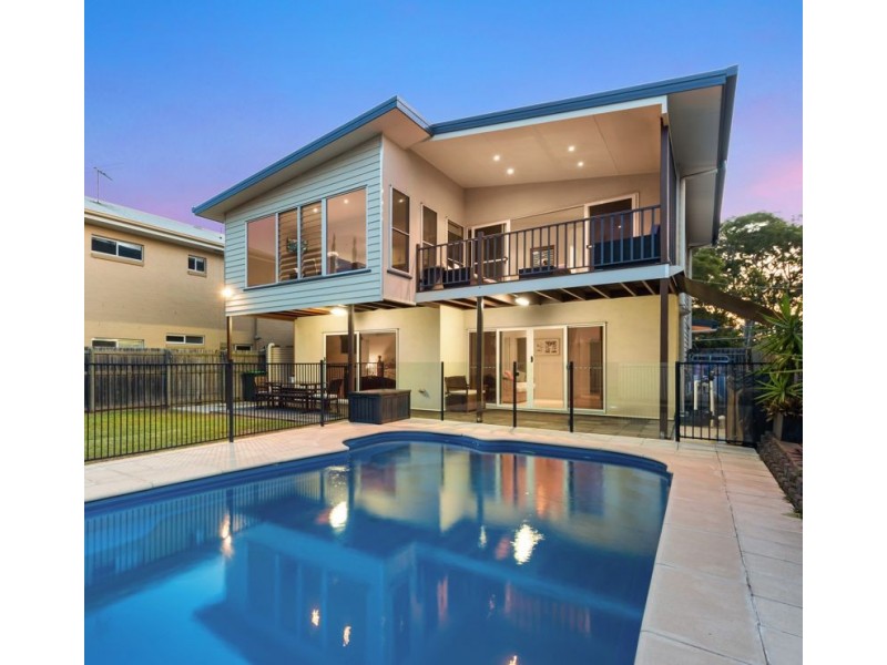 187 Brighton Road, Sandgate QLD 4017