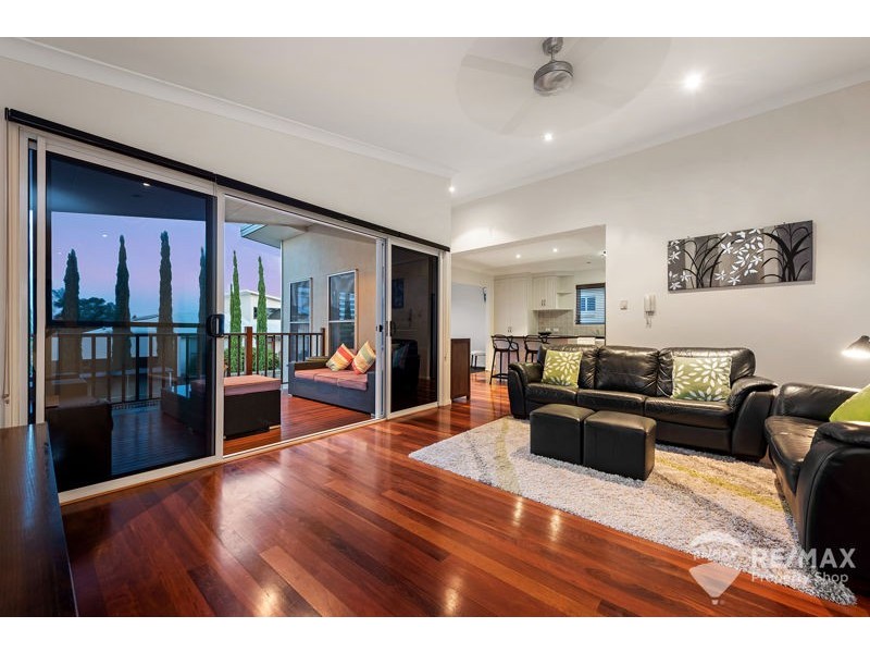 187 Brighton Road, Sandgate QLD 4017