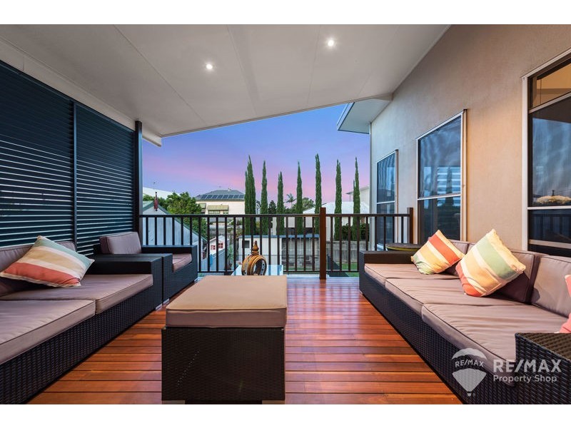 187 Brighton Road, Sandgate QLD 4017