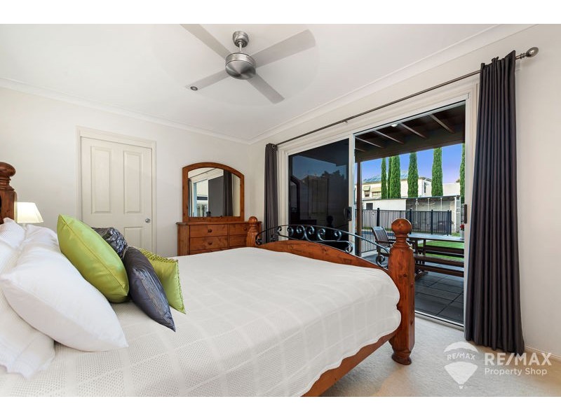 187 Brighton Road, Sandgate QLD 4017