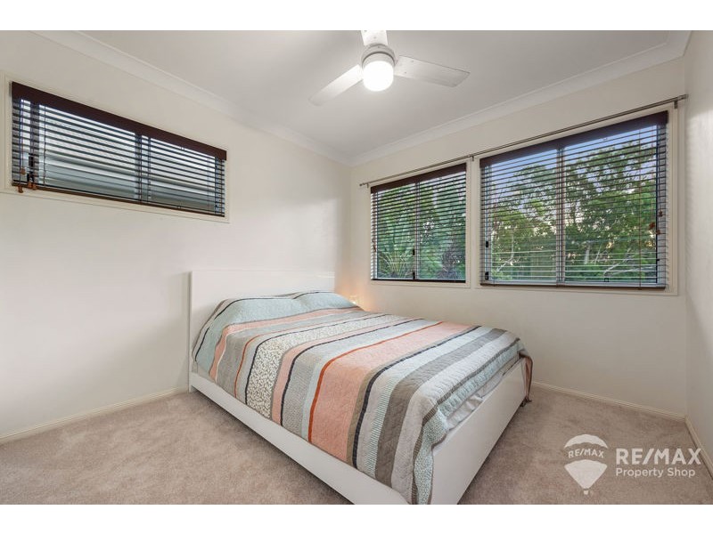 187 Brighton Road, Sandgate QLD 4017