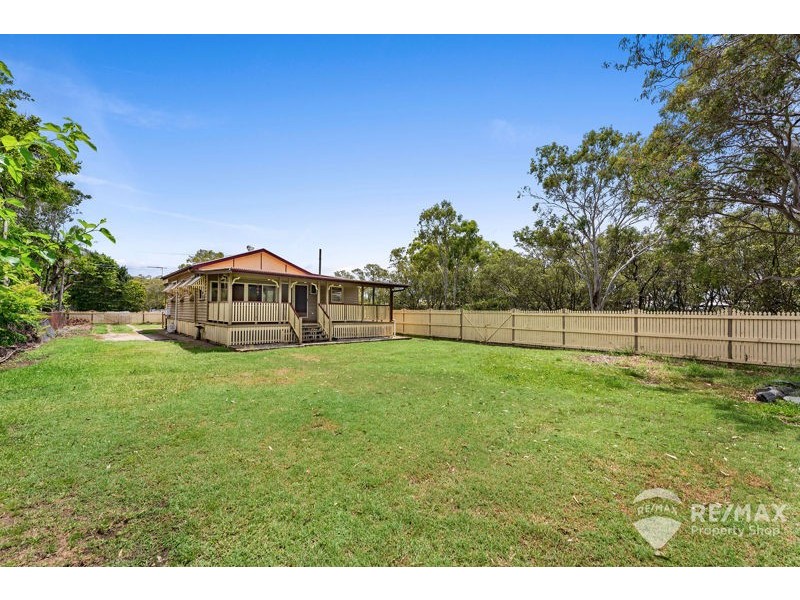 4 Finnie Road, Deagon QLD 4017