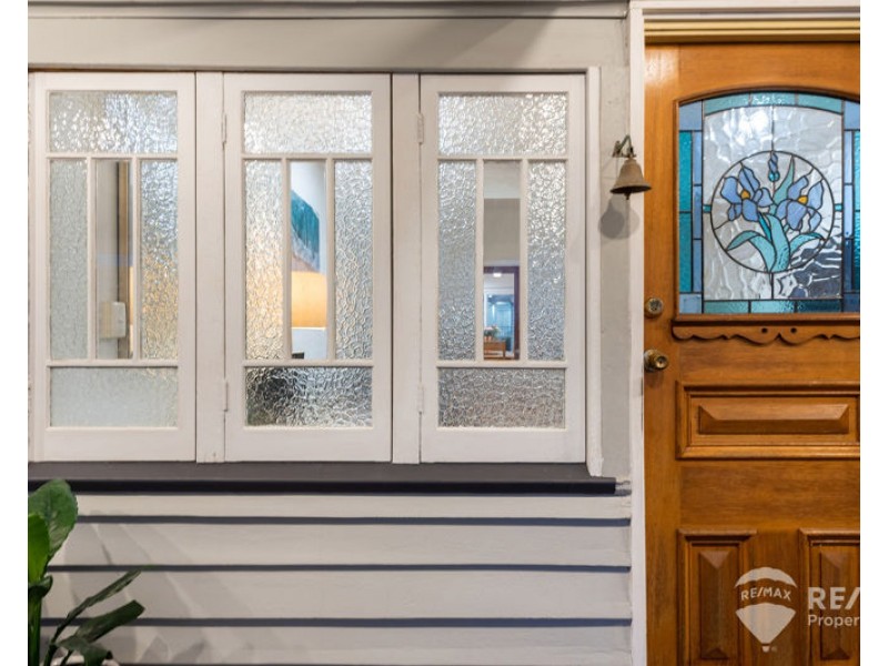 37 Finnie Road, Deagon QLD 4017