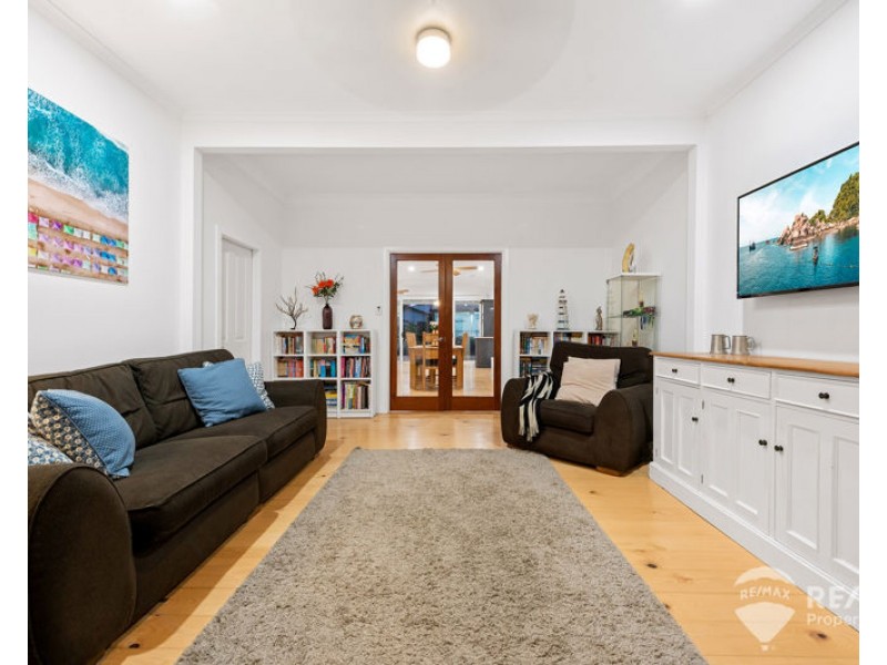 37 Finnie Road, Deagon QLD 4017