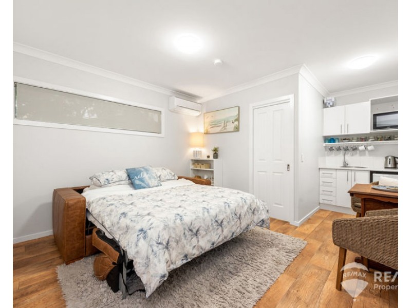 37 Finnie Road, Deagon QLD 4017